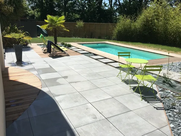 Photo de construction de piscines sur Rennes - Pisciniste Ille et Vilaine